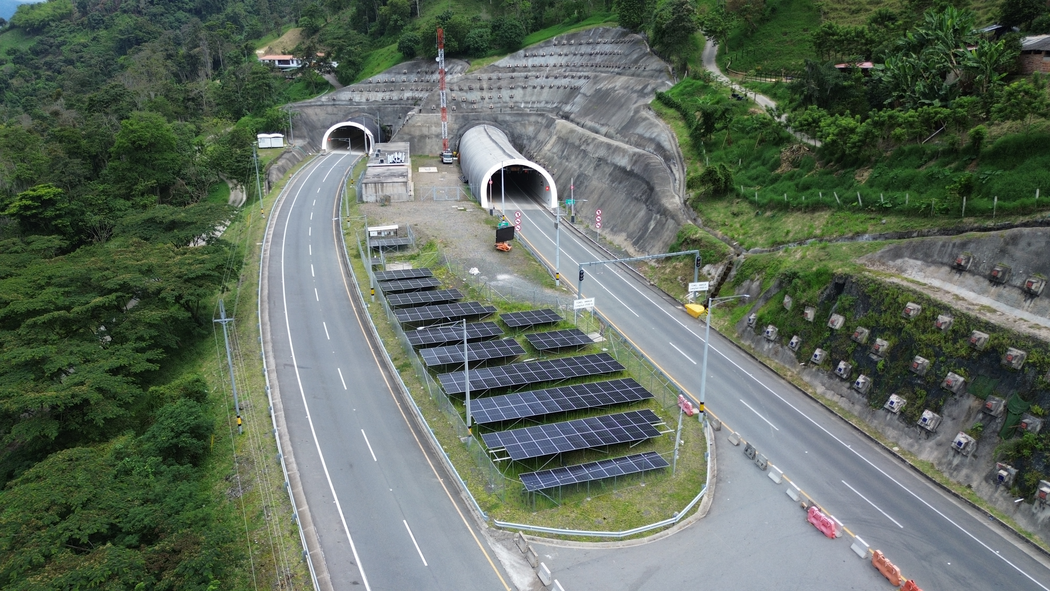 Pacífico 1 y el Túnel Sinifaná: Ingeniería que Transforma el Suroeste Antioqueño - vista 4